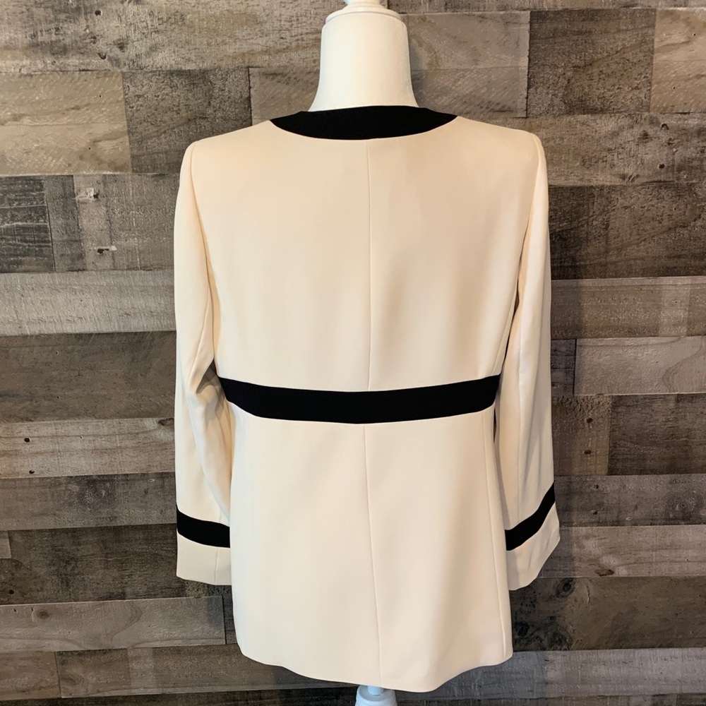 Kasper Open Blazer with black trim Size 8 - Picture 2 of 16